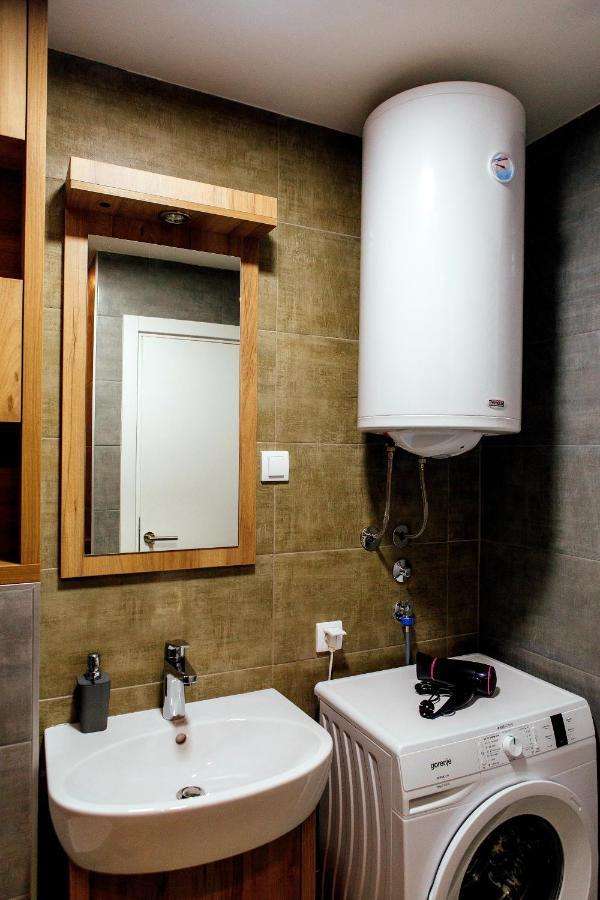 Apartman Happy Day Divcibare Luaran gambar