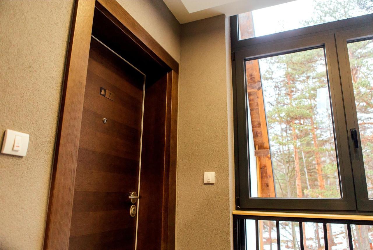 Apartman Happy Day Divcibare Luaran gambar